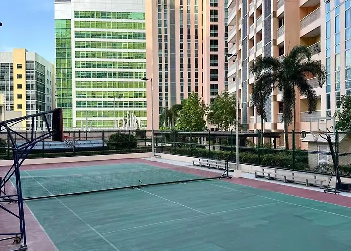 Venice Luxe Twin Bed ,pool, Kitchen For Max Of 3 Guests Only Apartment *